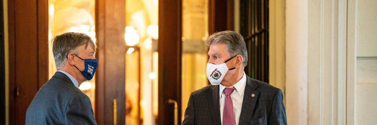 Hickenlooper Manchin