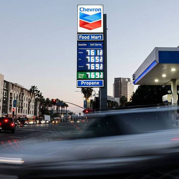 'Absolutely Massive' Price Shocks Coming as Trump's Iran War Drives Up Gas, Diesel Prices