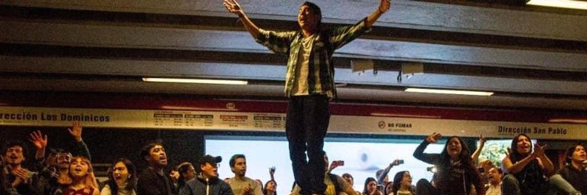 "We Can't Remain Indifferent": Chile Trade Unions Call for General Strike in Support of Student-Led Uprising