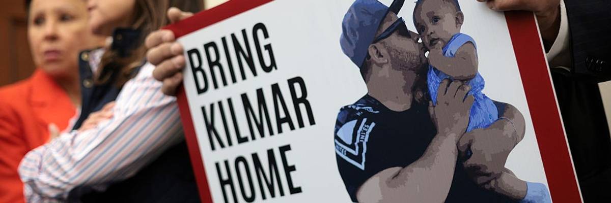 Hispanic Caucus Members Demand Return Of Immigrant Deported To El Salvador Prison