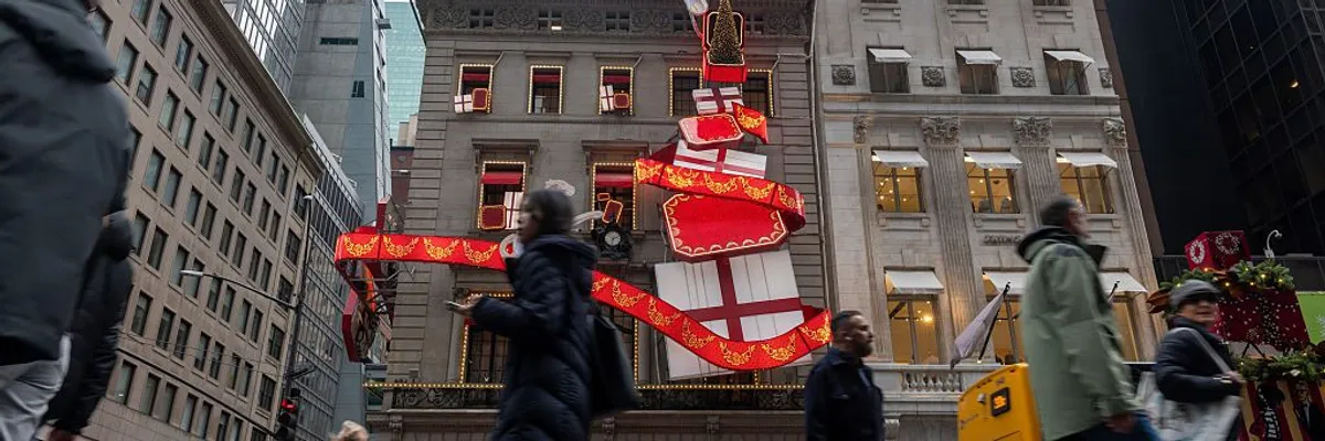 Tanking Economy and Higher Prices Put Trump on ‘Naughty List’ This Holiday Season, Group Says