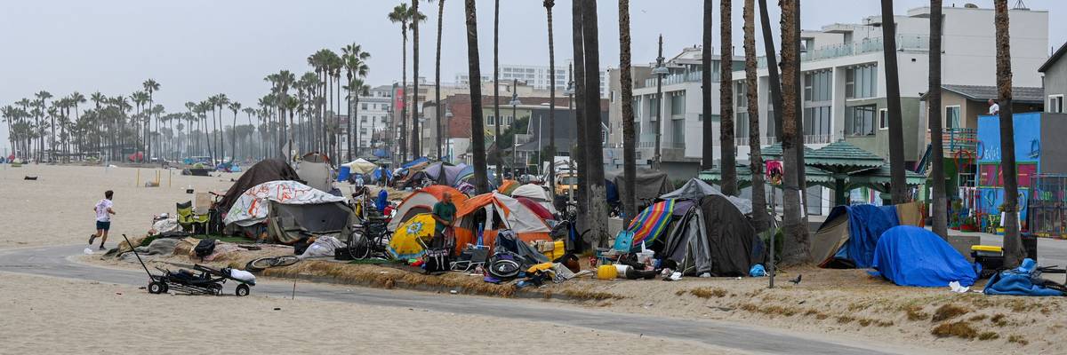 homeless encampment in LA