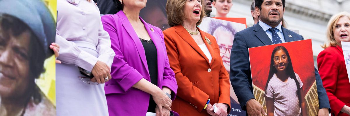 House Democrats sing "God Bless America" on Capitol steps