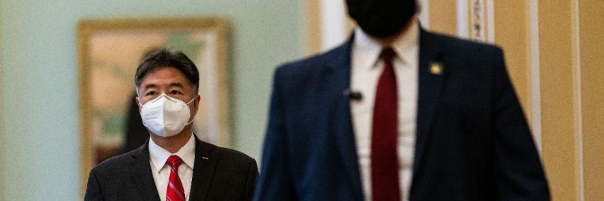 WATCH LIVE: House Democrats Present Closing Arguments on Day 3 of Trump Impeachment Trial