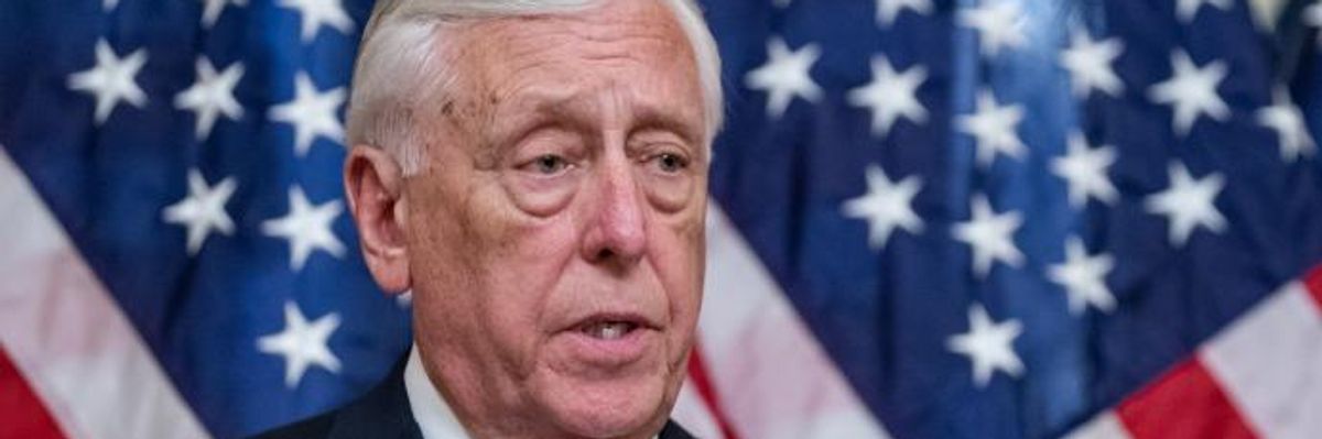 New Report Details the 15 House Democrats That Should Face Progressive Challengers