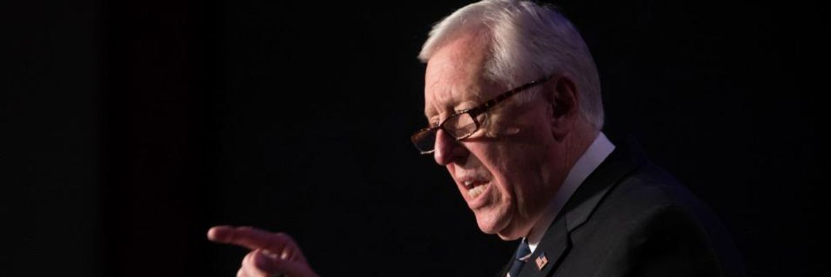 Steny Hoyer Deploys 'Republican-Lite Talking Points' to Oppose 70% Tax Rate on Ultra-Rich That Most Americans Want