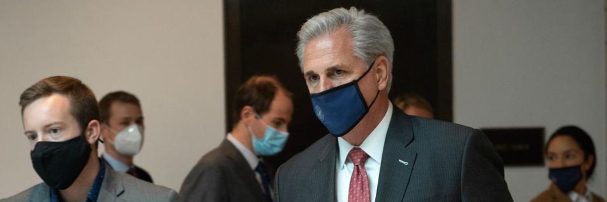 'Unconscionable' on Christmas Eve: GOP Blocks $2,000 Direct Payments for Struggling Americans