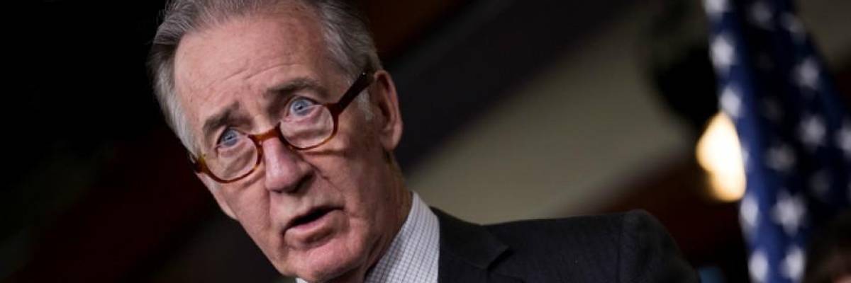 'Unearned Gift to Donald Trump': Democrats Under Fire for Slow Approach to Obtaining President's Tax Returns