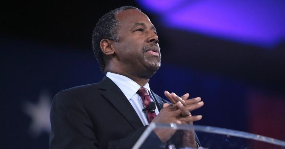 HUD Secretary Ben Carson on Wednesday introduced a proposal to impose work requirements on Americans who receive housing subsidies, aas well as raising their rent. (Photo: Gage Skidmore/Flickr/cc)