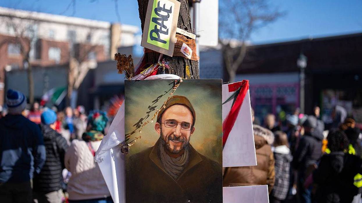 'Unprecedented': Trump Admin Denies Minnesota Investigators Access to Alex Pretti Shooting Evidence