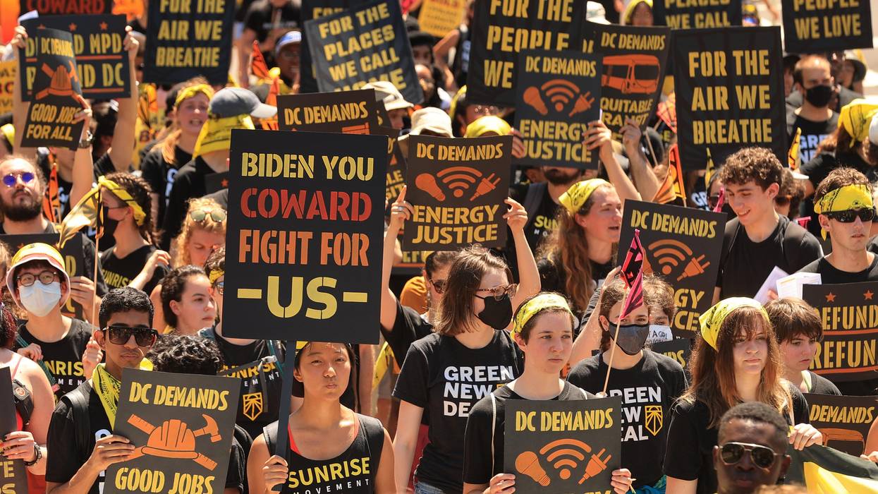 Hundreds of young climate activists march along Pennsylvania Avenue to the White House