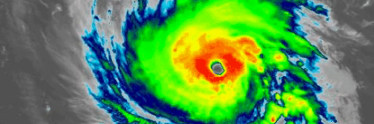 On Track to Hit Carolinas and Virginia, Warning of 'Historic Storm' as Hurricane Florence Becomes Category 4