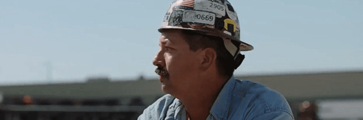 In Kenosha Kickoff, Ironworker Randy Bryce Hammers On Paul Ryan's Weakness