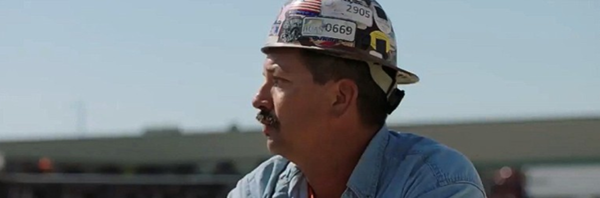 In Kenosha Kickoff, Ironworker Randy Bryce Hammers On Paul Ryan's Weakness