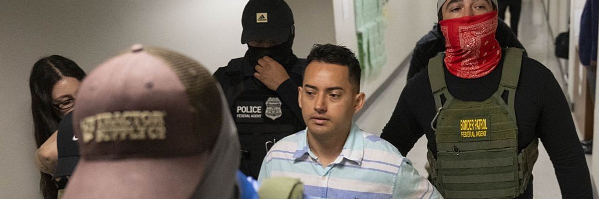 ICE arrests Immigrants Inside New York City Courthouse