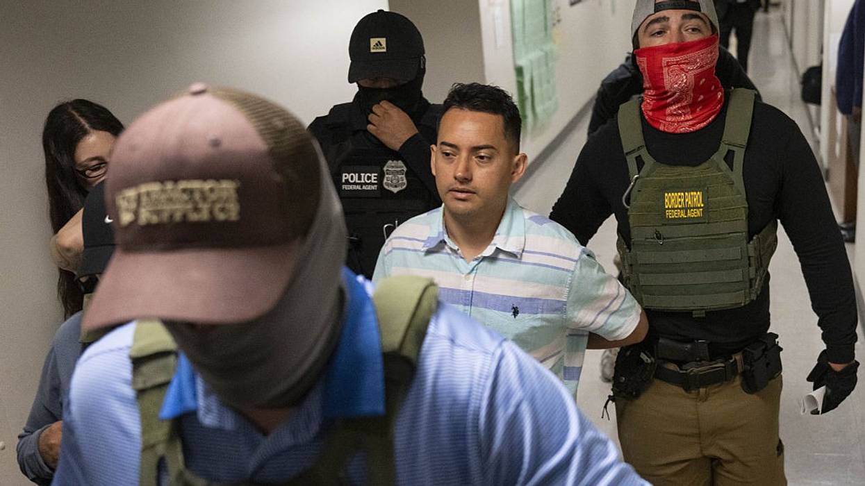 ICE arrests Immigrants Inside New York City Courthouse