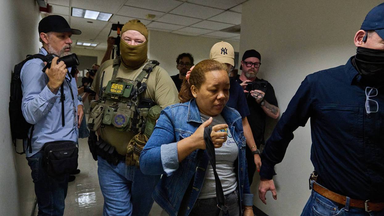 ICE-Detains-Immigrants-in-New-York-Court-House