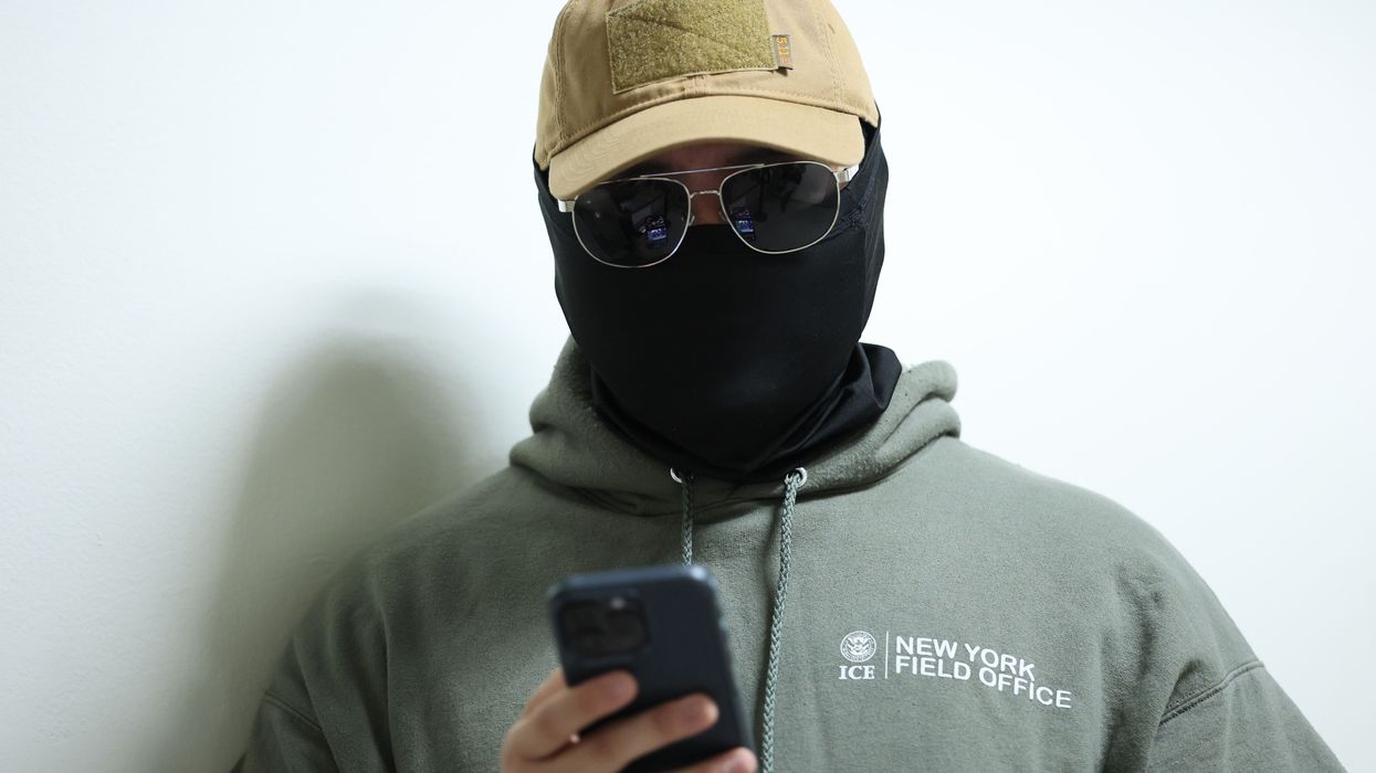 ICE Detains Immigrants Inside New York City Courthouses