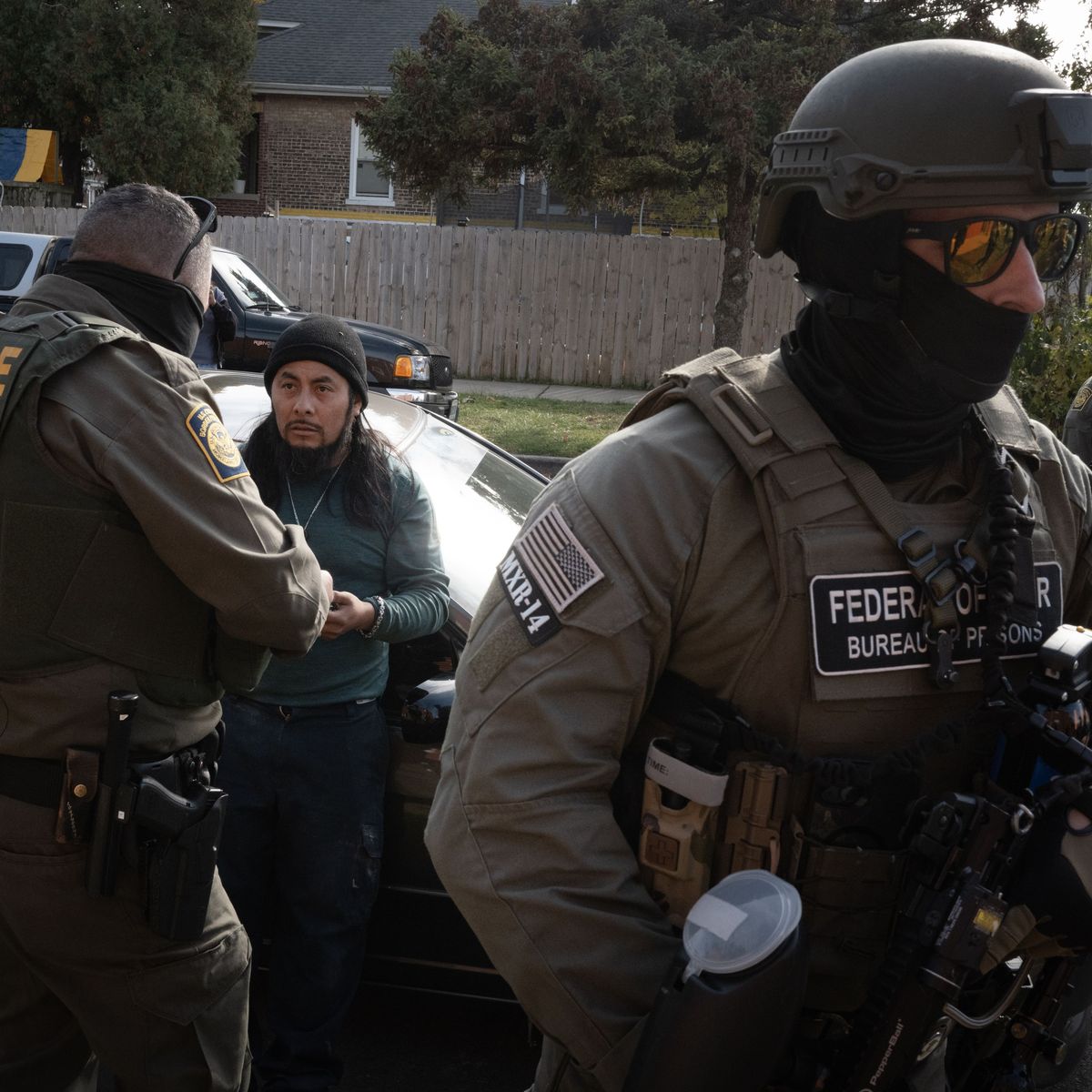 ICE Patrols Chicago Neighborhoods For Undocumented Immigrants