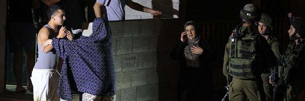 'A Kind of Terrorism': Israeli Human Rights Groups Offer Harrowing Look at IDF Night Raids on Palestinian Homes