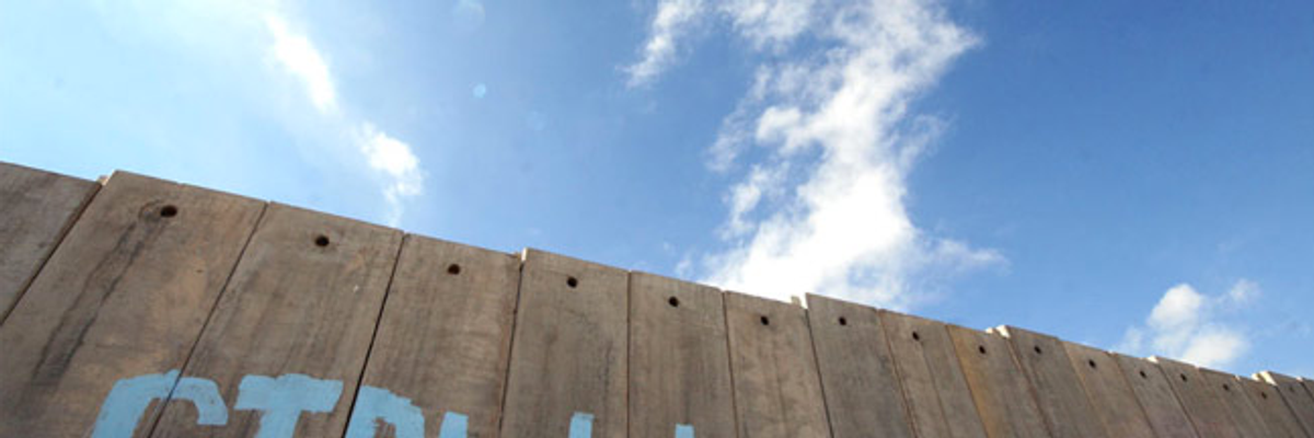 Trump's Fabulous Wall Fables