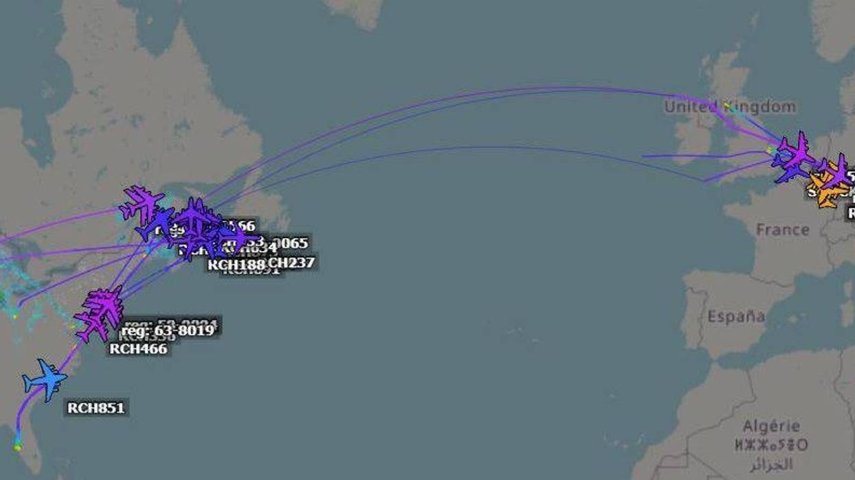 image shoes US military planes headed to the midde east
