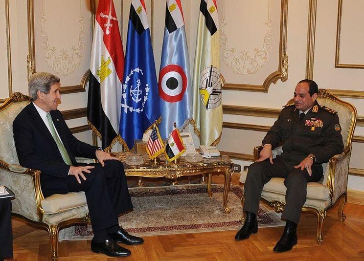 Amid Massacres, Kerry Gives Glowing Endorsement of Egypt Military