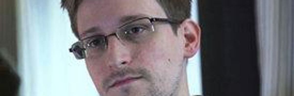 Global 'Bully': As Snowden Seeks Asylum, Critics Blast US for Manhunt