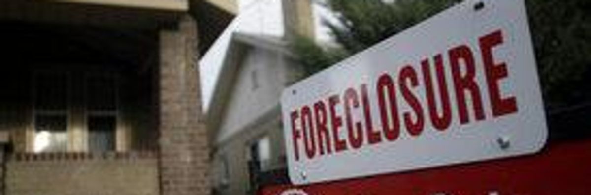 Bank Bailout 2: Obama Lets Mortgage Abusers Off the Hook