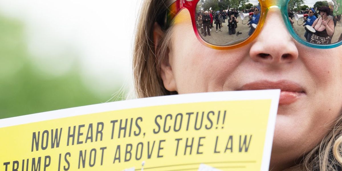 Opinion | Right-Wing Justices Plays Along With Farcical Ruse on Trump ...