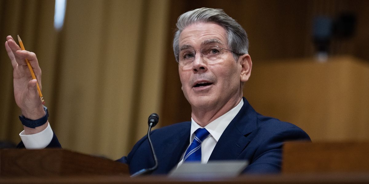 ‘There Is Absolutely No Justification': Bessent, Rubio Urged to End Sanctions Impacting Iranian Students