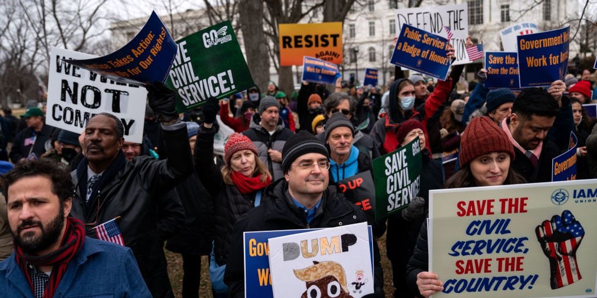 Judge Orders Trump Administration to Reverse ‘Sham’ Mass Firing of Federal Workers | Common Dreams Judge Orders Trump Administration to Reverse ‘Sham’ Mass Firing of Federal Workers | Common Dreams