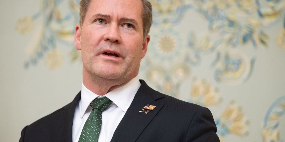 Calls for Waltz’s Resignation Grow Amid Report of At Least 20 Sensitive Signal Group Chats | Common Dreams Calls for Waltz’s Resignation Grow Amid Report of At Least 20 Sensitive Signal Group Chats | Common Dreams