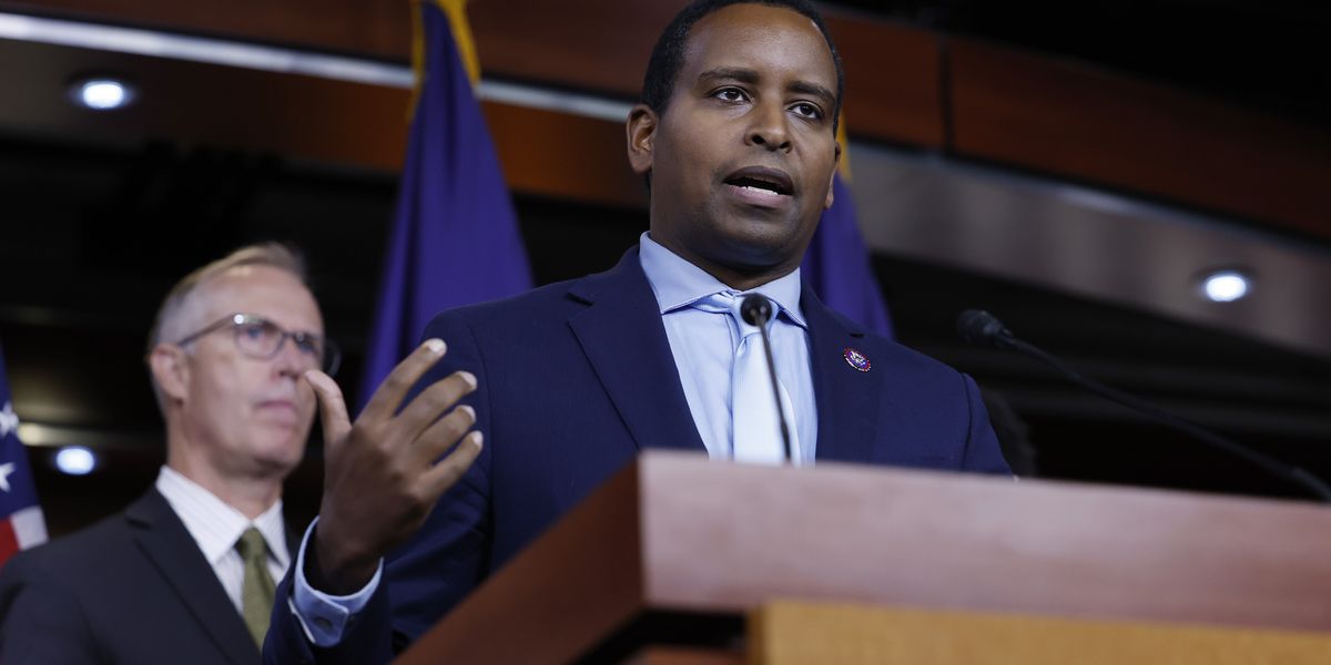 Dems Demand Johnson Urge All House Members to Immediately Disclose Stock Trades Made During Trump Tariff Chaos | Common Dreams