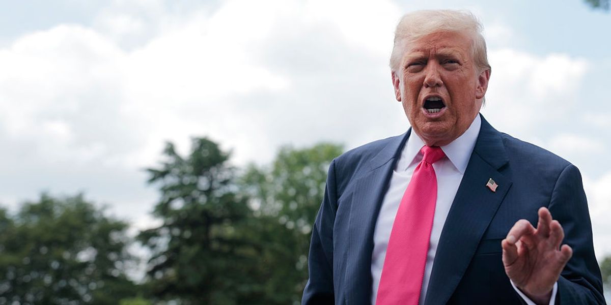 ‘Banana Republic’: Experts Horrified as Trump Demands BLS Director’s Firing Over Bad Jobs Report ‘Banana Republic’: Experts Horrified as Trump Demands BLS Director’s Firing Over Bad Jobs Report