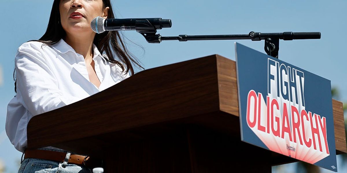 AOC Reportedly Prepping for 2028 Presidential or Senate Run | Common Dreams