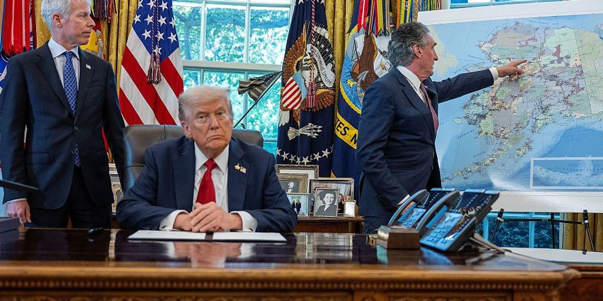 'Recipe for Catastrophe': Trump Moves to Weaken Arctic Drilling Safeguards | Common Dreams