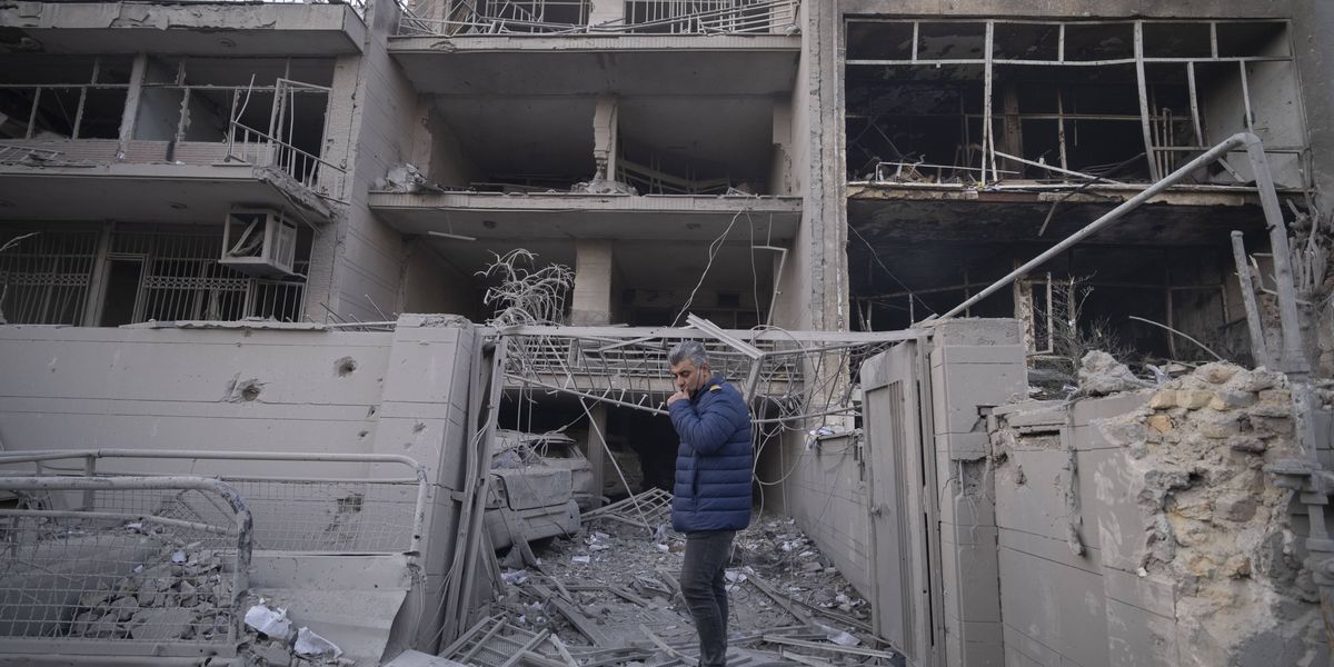 Warnings of Further Catastrophe After Trump Says Only Deal for Iran is 'Unconditional Surrender'