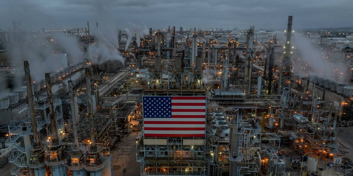 As Trump Pushes 'Polluters First Agenda,' 2027 Budget Blasted as 'Bloody New Deal' | Common Dreams