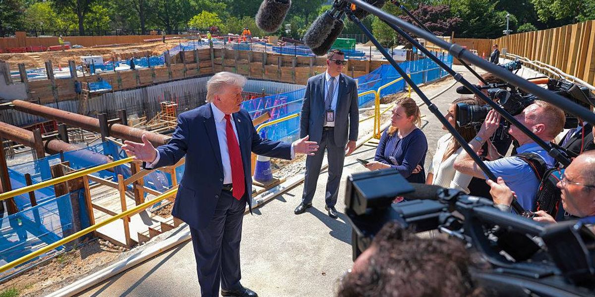 'Sign the Damn Bill!' Anger at Trump Grows as US Housing Prices Hit All-Time High | Common Dreams