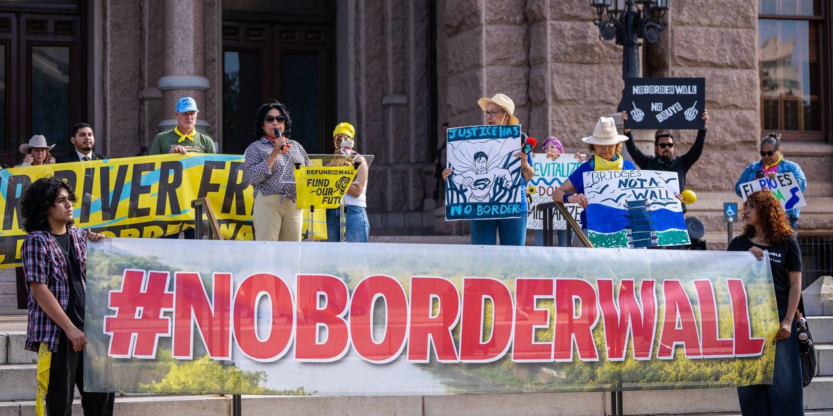 Texas Landowners Sue to Halt Big Bend Border Wall