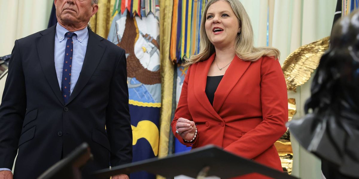 Critics Slam Trump FDA Pick Heidi Overton as 'Anti-Reproductive Rights, Anti-Vax, Anti-Science' | Common Dreams