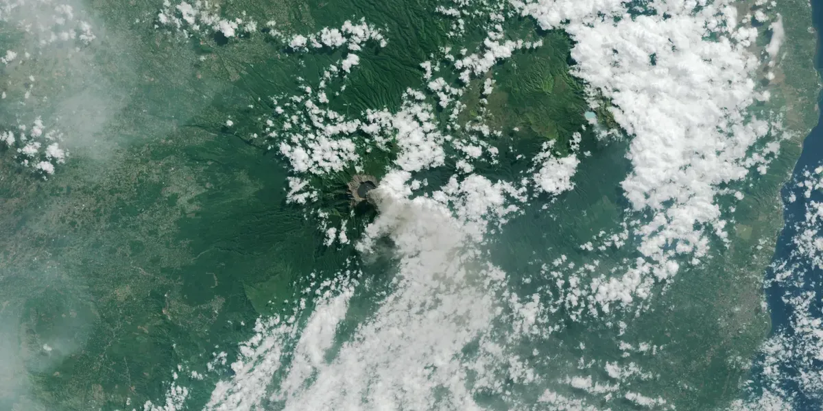 Image for article If AI Knows the Planet Is Dying, Why Cant It Tell Us Whos Drowning?