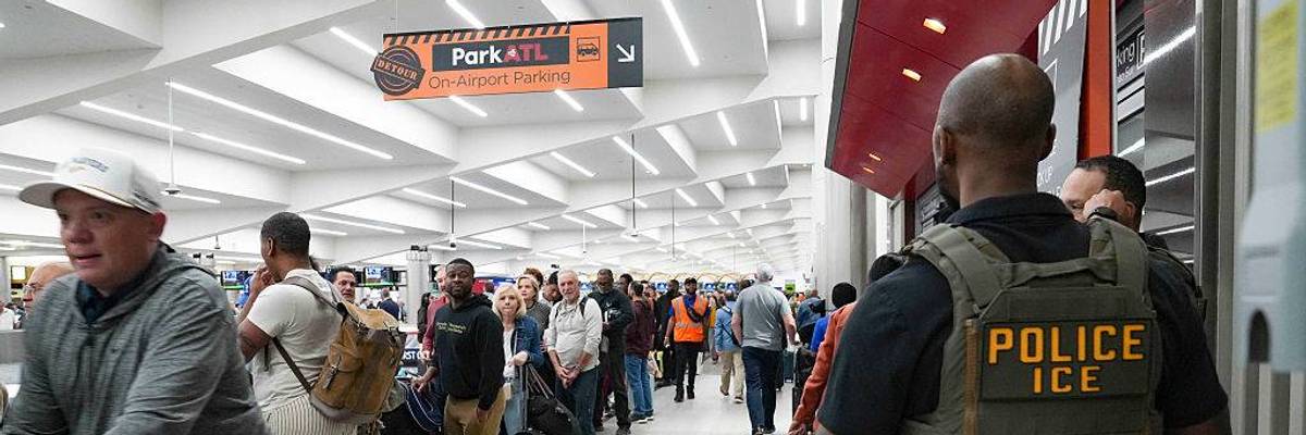 Rights Groups, Dems Warn of Disaster as Trump Sends ICE Agents to US Airports