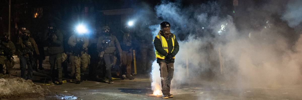 Immigration and Customs Enforcement (ICE) agents and protestors in Minneapolis, January 2026