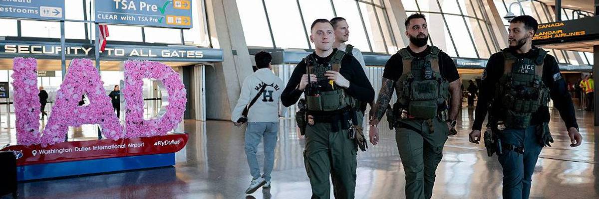 Steve Bannon Calls ICE at Airports a Good ‘Test Run’ for Deployment to 2026 Midterm Polls