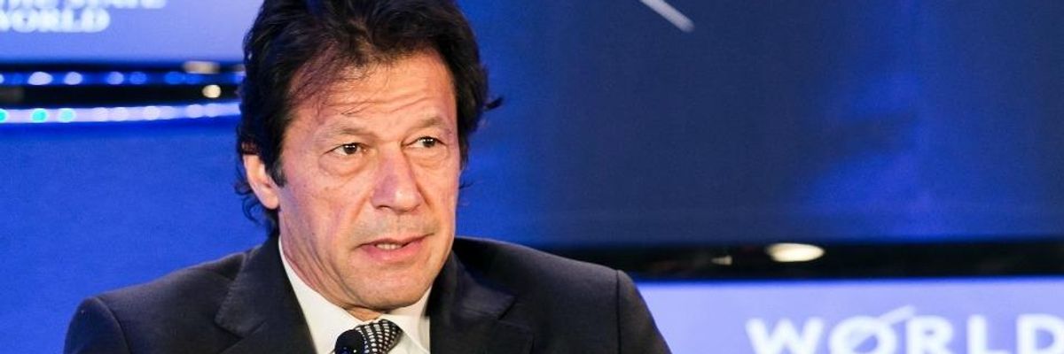 Imran Khan Slams Role of US as Political Tensions Boil in Pakistan