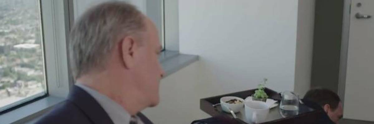 Hold the Phones, the Democrats Actually Just Made a Good Ad