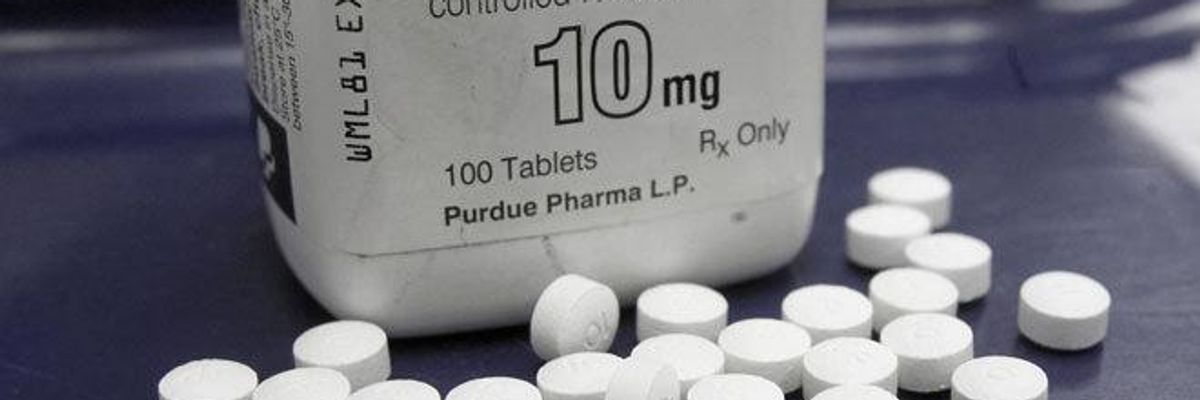 Critics Slam Trump's 'Substance-Free' Plan to Address Opioid Crisis