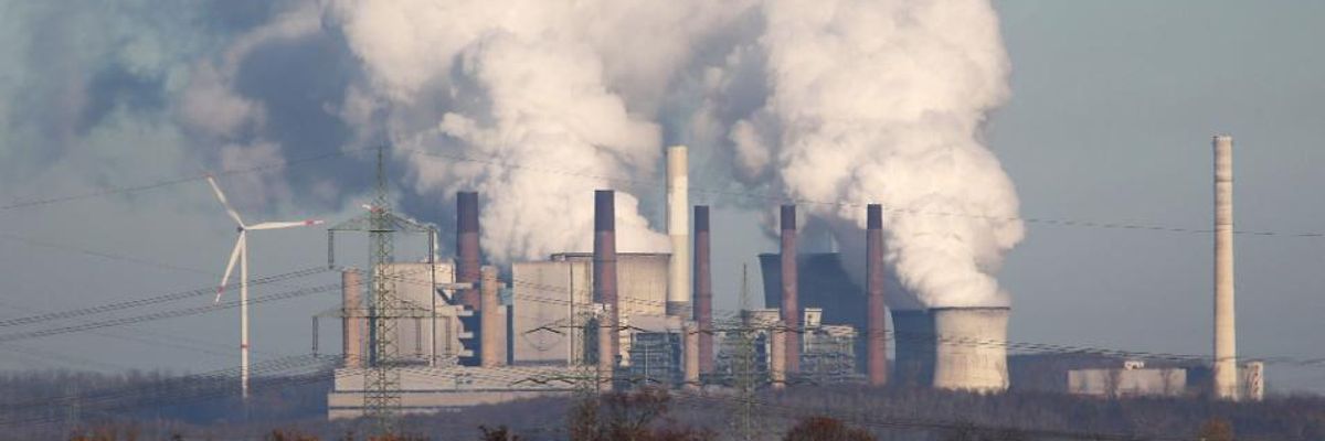 Experts Sound Alarm as Coal and Gas Surge Pushes Emissions Close to Pre-Pandemic Levels